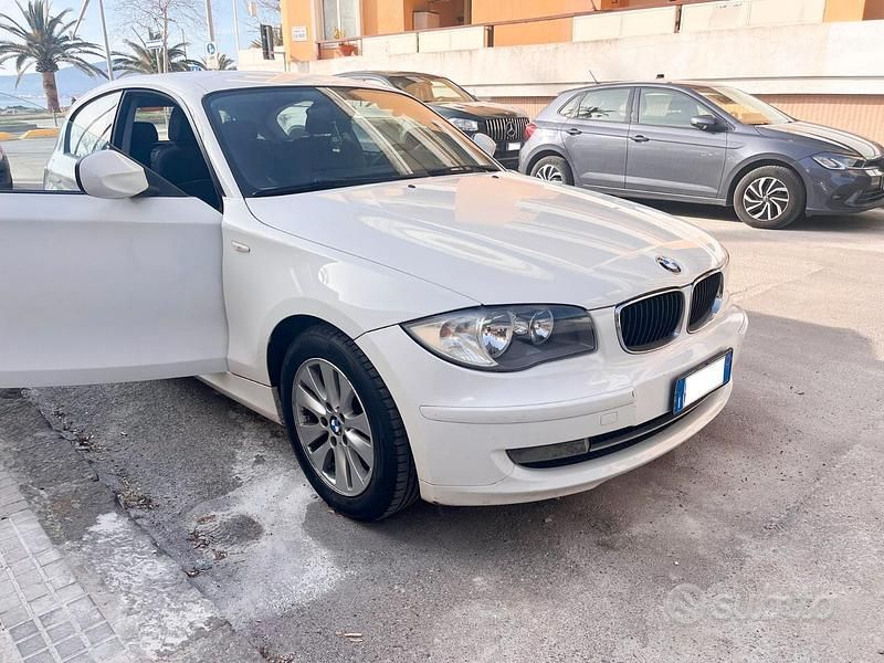 Usata BMW 118 2011 Bianco Utilitaria