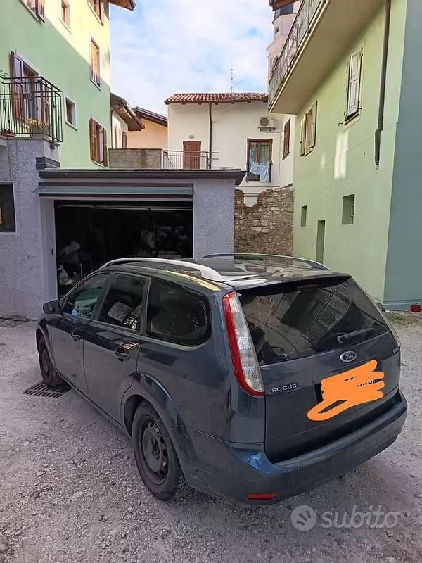Usata Ford Focus 110 CV (80 kW) 2010 Station wagon