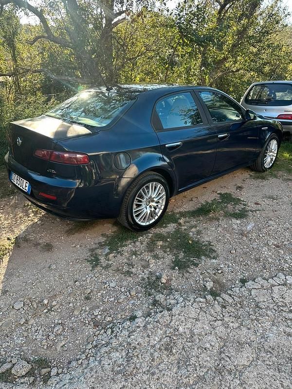 Usata Alfa Romeo 159 170 CV (125 kW) 2010 Blu Berlina