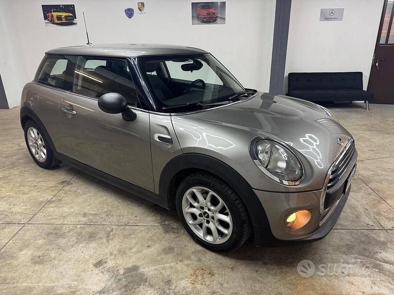 Usata Mini Cooper 95 CV (69 kW) 2016 Grigio Utilitaria