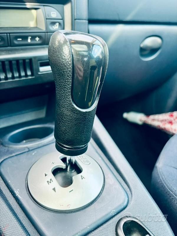 Usata Peugeot 1007 2008 Nero Monovolume