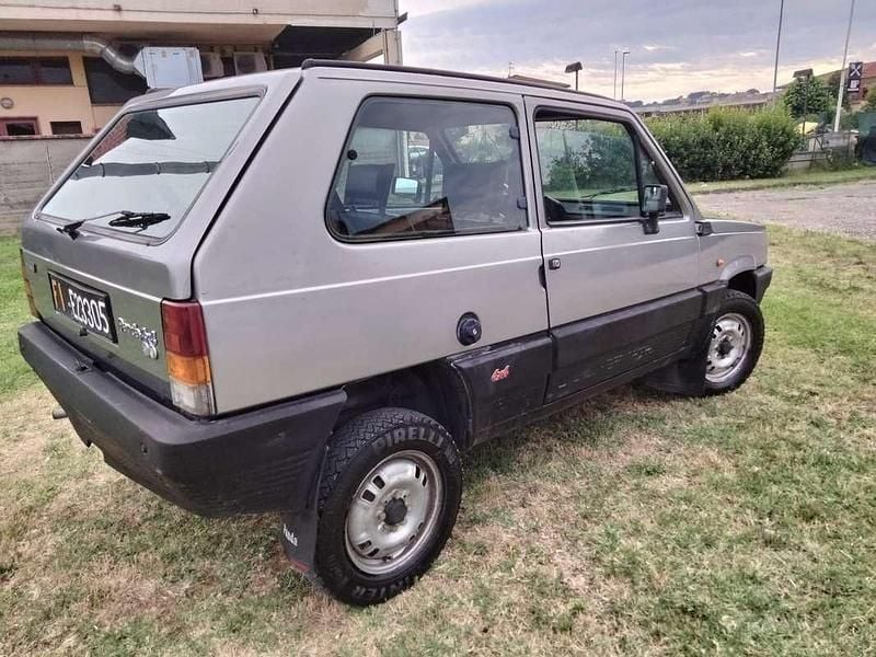 Usata Fiat Panda 4x4 30 CV (22 kW) 1983 Utilitaria