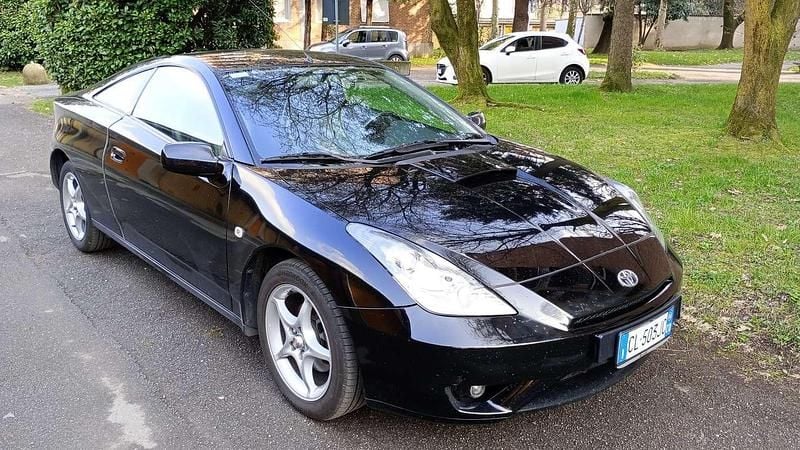 Usata Toyota Celica 143 CV (105 kW) 2004 Coupé