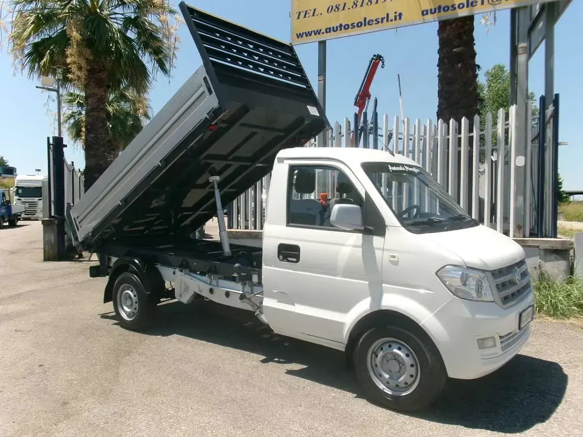 Usata Piaggio Porter 101 CV (74 kW) 2022 Grigio