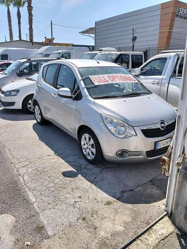 Usata Opel Agila Enjoy 86 CV (63 kW) 2009 Utilitaria