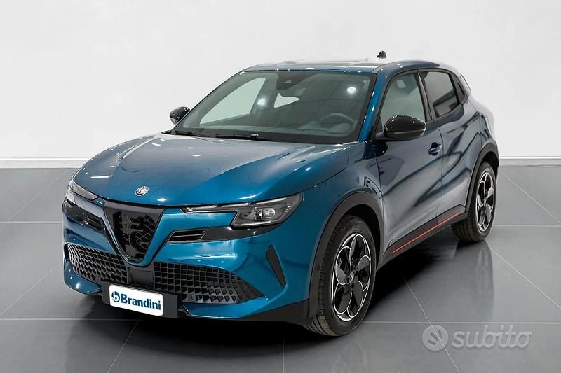 Blu navigli Usata 2024 Alfa Romeo Junior Edizione Speciale SUV | 27.397 € (Ottimo prezzo) - Immagine 1/4