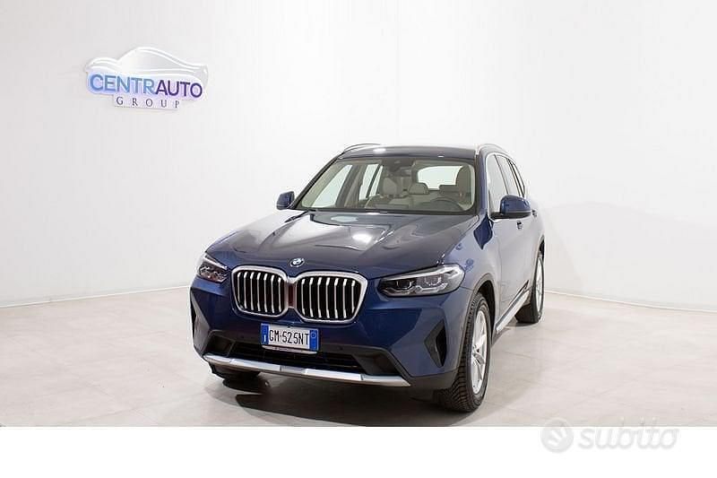 Begagnad BMW X3 Efficient Dynamics 150 HK (110 kW) 2023 Blå SUV