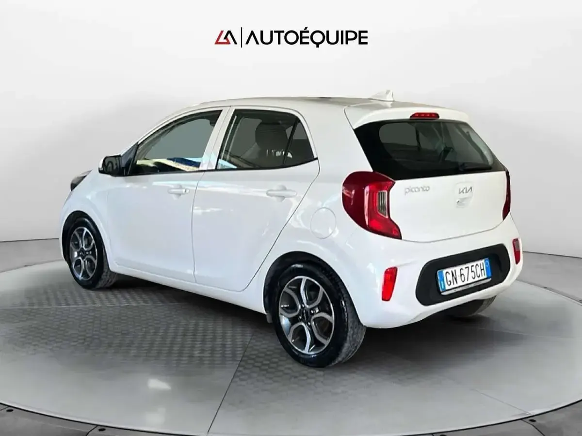Usata Kia Picanto Style 65 CV (47 kW) 2023 Bianco Utilitaria