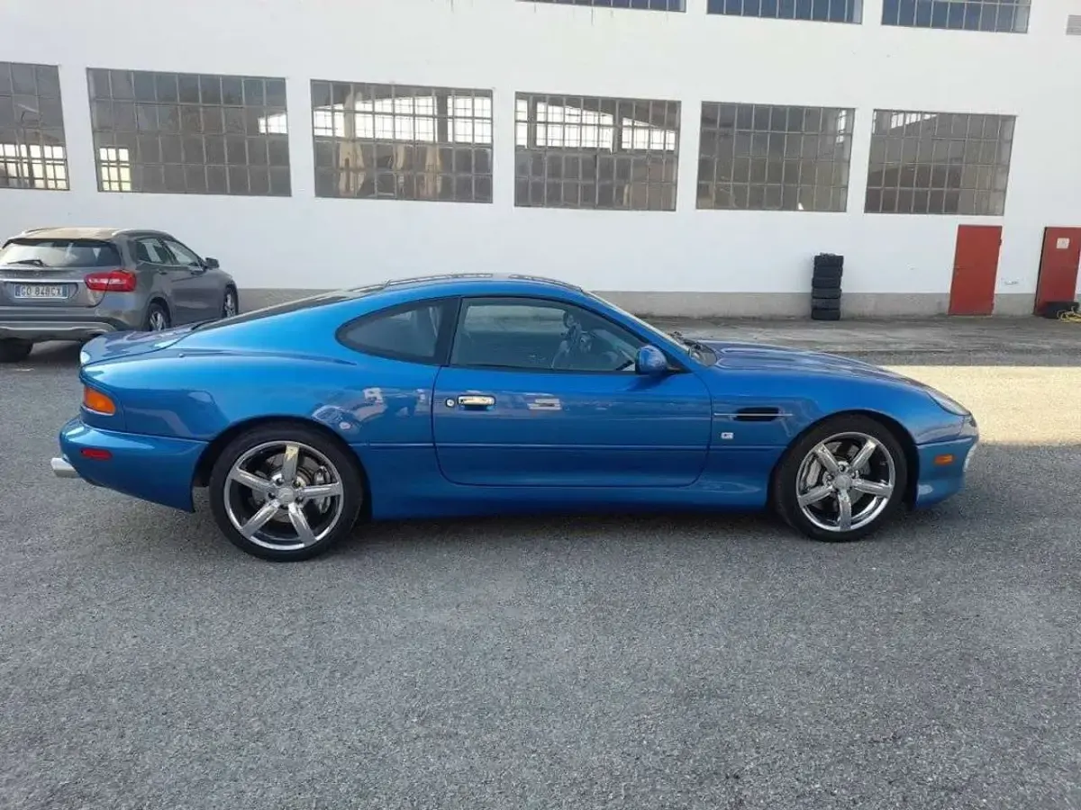 Usata Aston Martin DB7 441 CV (324 kW) 2004 Blu/azzurro Coupé