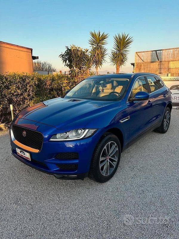 Usata Jaguar F-Pace Portfolio 180 CV (132 kW) 2019 Blu SUV