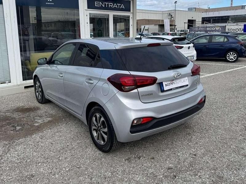 Usata Hyundai i20 75 CV (55 kW) 2020 Gargento m. Berlina