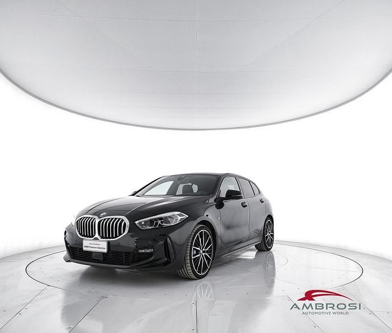Usata 2024 BMW 120 Comfort Edition Utilitaria | 40.800 € (Cara) - Immagine 1/3