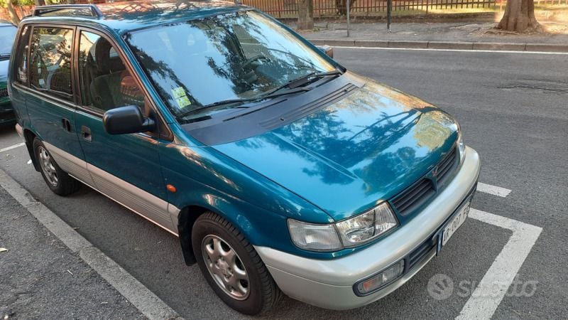Verde Usata 1997 Mitsubishi Space Runner Monovolume | 2900 € - Immagine 1/4