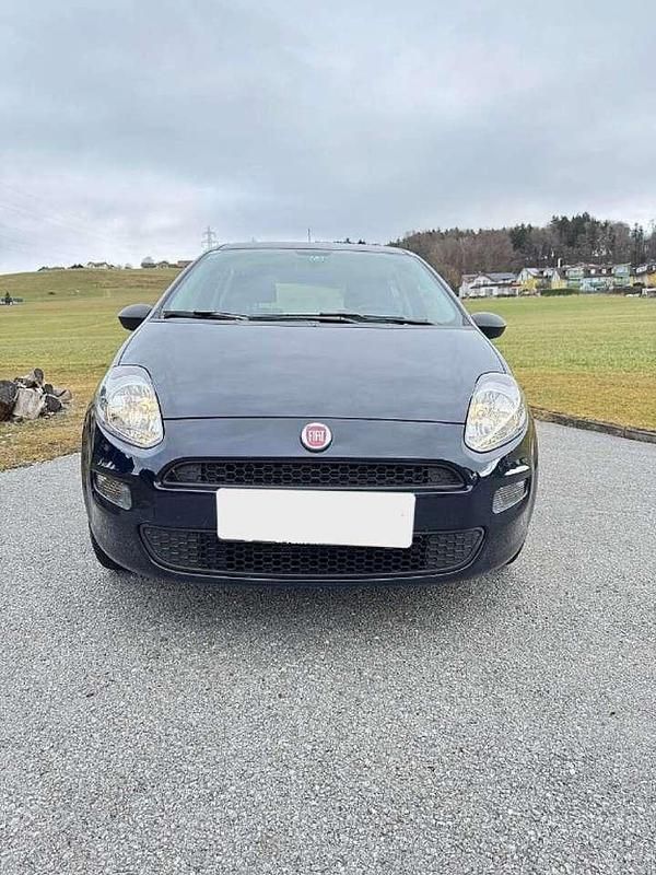 Usata Fiat Punto Street 77 CV (56 kW) 2019 Nero Berlina
