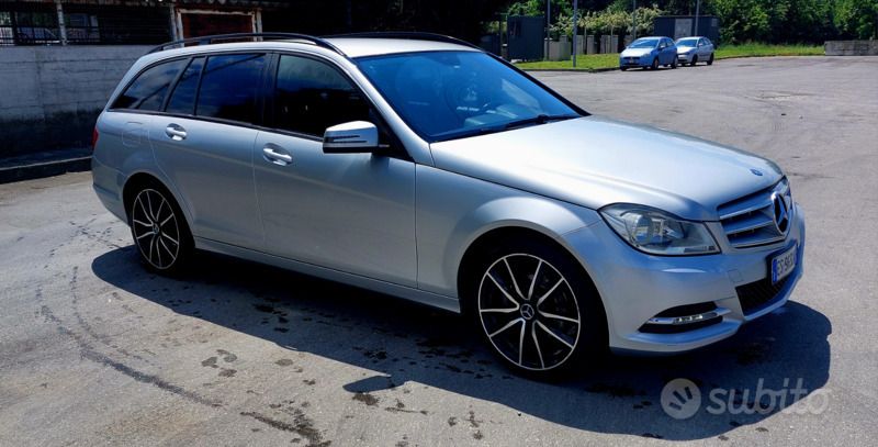 Usata Mercedes C180 120 CV (88 kW) 2013 Grigio Station wagon