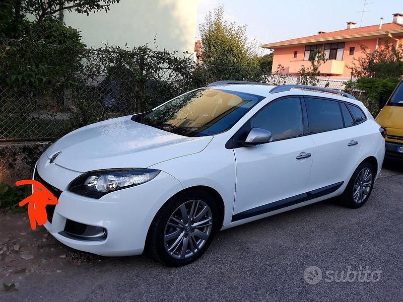 Usata Renault Mégane GT Line GT-Line 110 CV (80 kW) 2011 Bianco Berlina