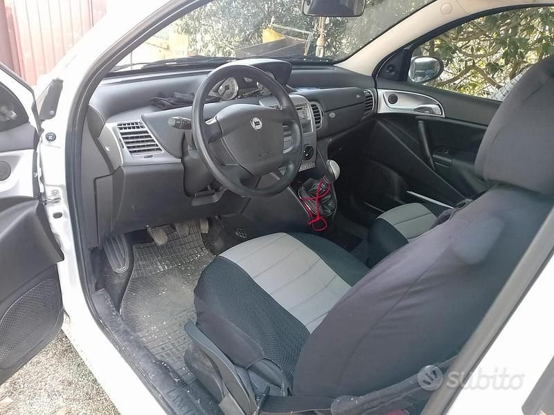 Usata Lancia Ypsilon 2008 Bianco Utilitaria