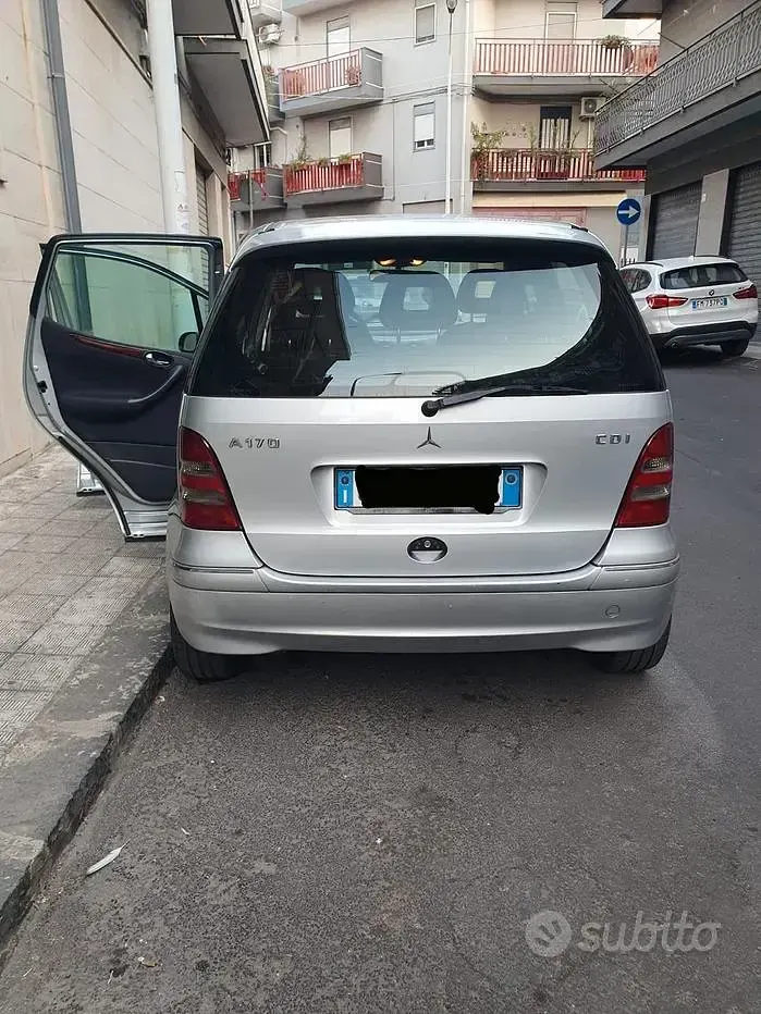 Usata Mercedes A170 116 CV (85 kW) 2004 Grigio Monovolume