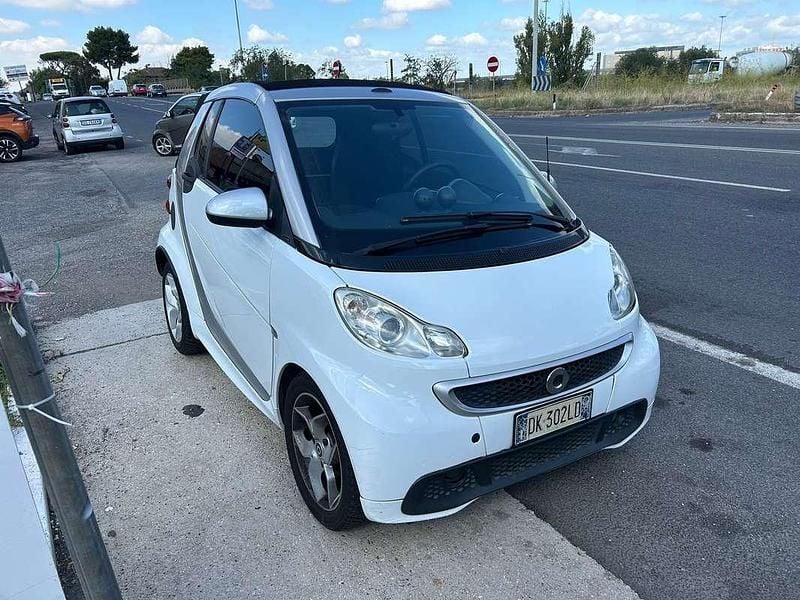 Bianco Usata 2007 Smart ForTwo Cabrio Pulse Cabrio | 4500 € - Immagine 1/4