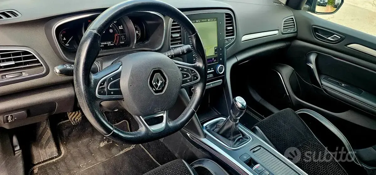 Usata Renault Mégane GrandTour Business 110 CV (80 kW) 2017 Nero Station wagon