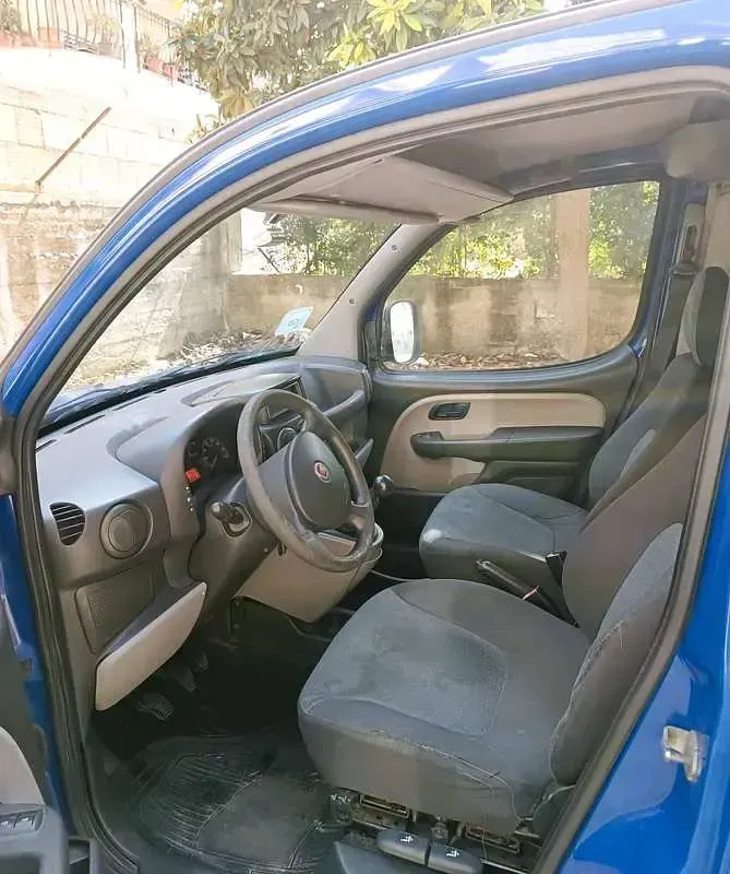 Usata Fiat Doblò 105 CV (77 kW) 2008 Blu/azzurro Monovolume