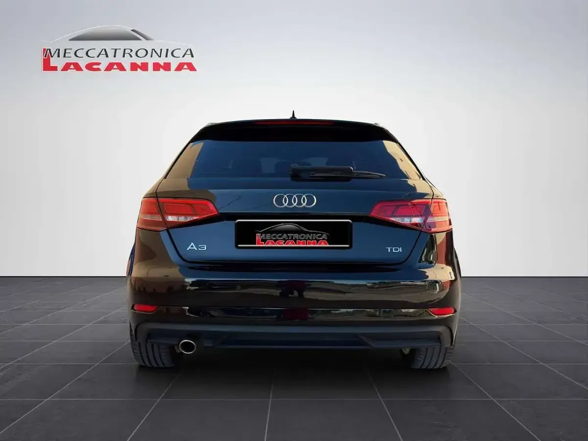 Usata Audi A3 Sport 110 CV (80 kW) 2017 Nero Berlina