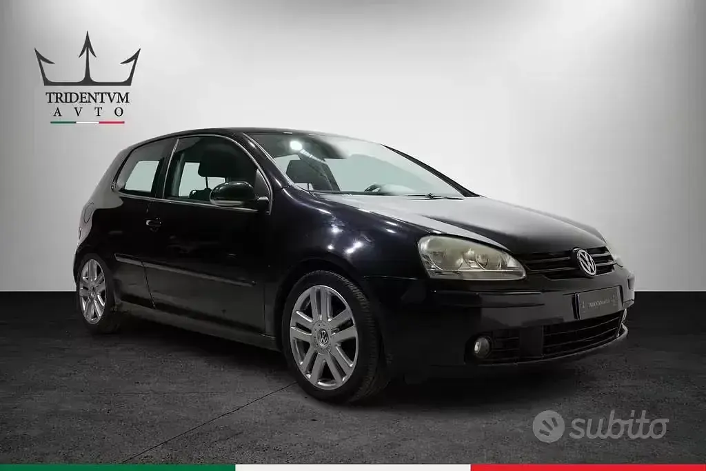 Usata VW Golf IV Sportline 140 CV (102 kW) 2005 Grigio Berlina