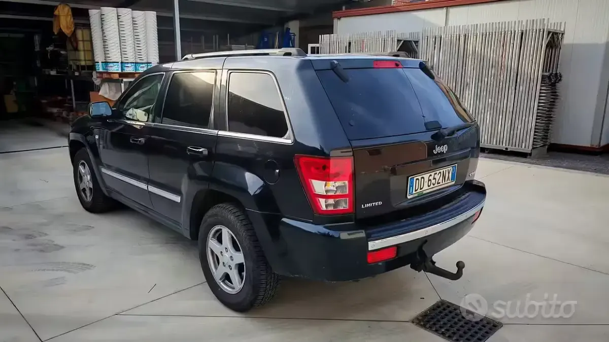 Usata Jeep Grand Cherokee 218 CV (160 kW) 2006 Nero SUV