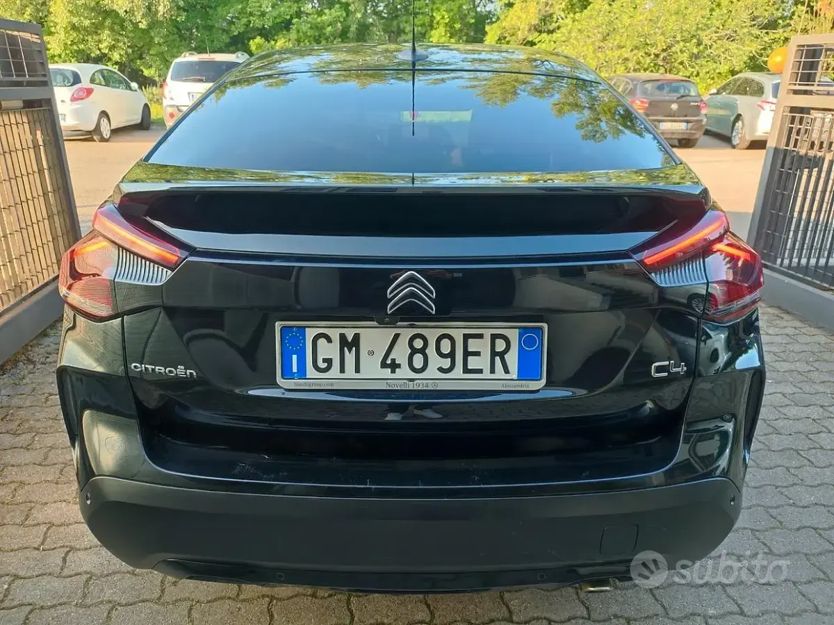 Usata Citroën C4 131 CV (96 kW) 2023 Nero SUV