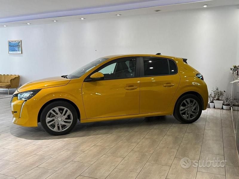 Usata Peugeot 208 Allure 101 CV (74 kW) 2020 Giallo Utilitaria