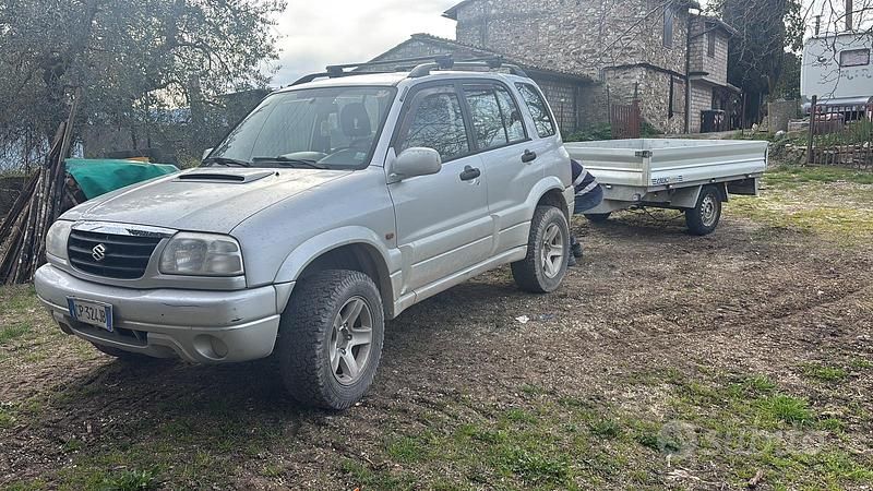 Usata Suzuki Grand Vitara 2004 Grigio SUV