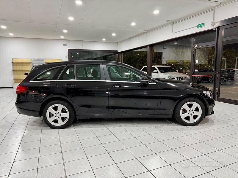 Usata Mercedes C180 Premium 115 CV (84 kW) 2016 Nero Station wagon