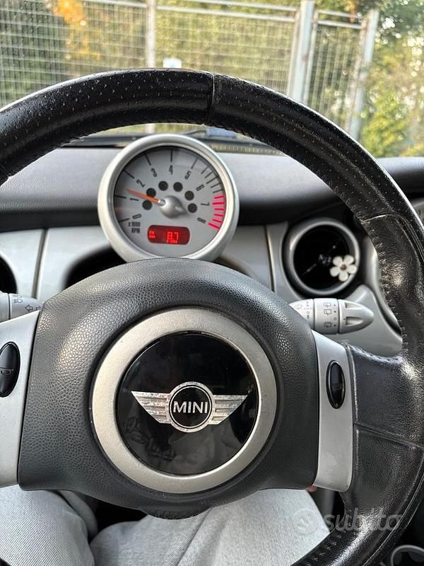 Usata Mini Cooper 2005 Bianco Utilitaria