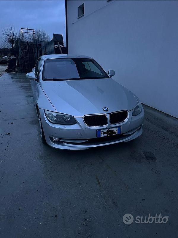 Usata BMW 320 Cabriolet 2011 Grigio Cabrio