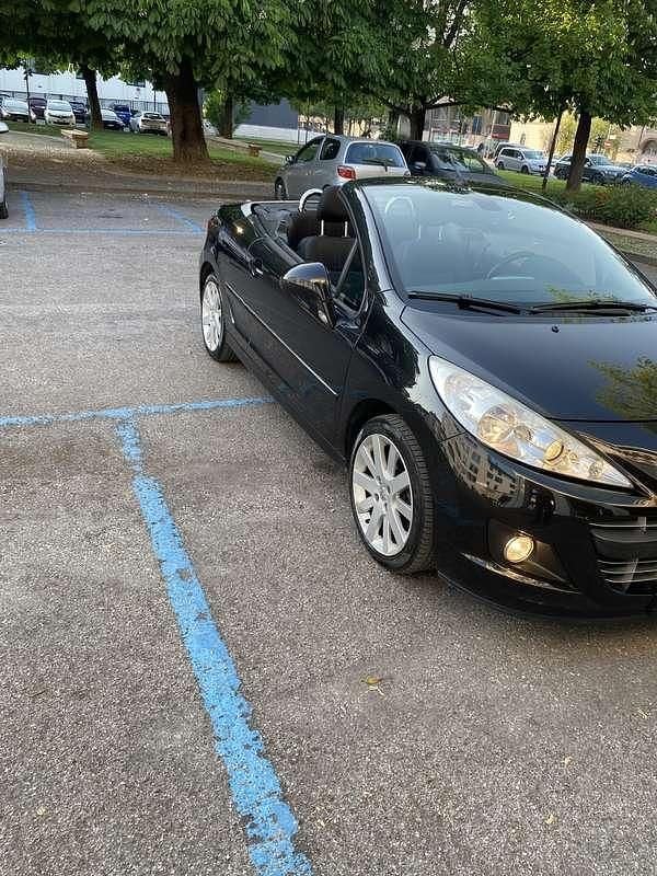 Usata Peugeot 207 CC 109 CV (80 kW) 2010 Cabrio