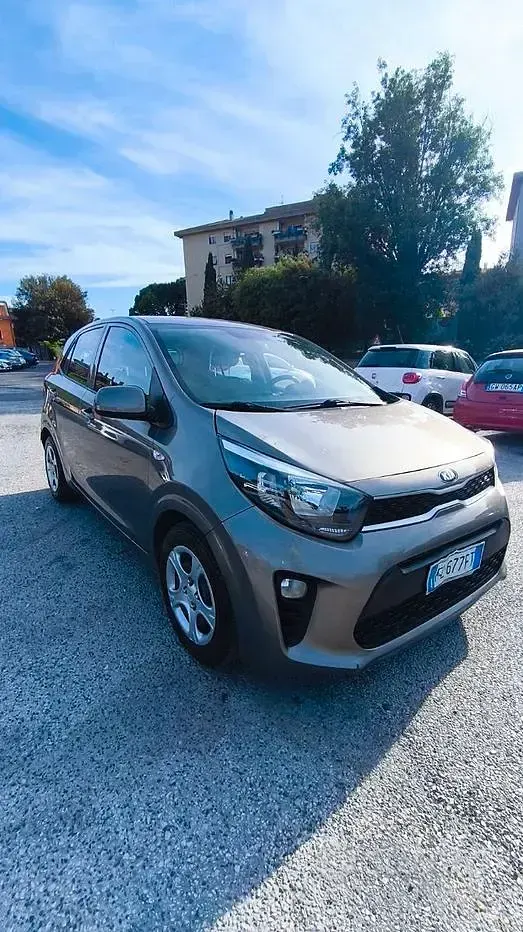 Usata Kia Picanto 67 CV (49 kW) 2018 Utilitaria