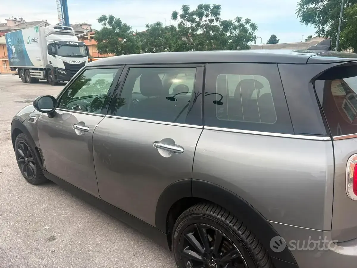 Usata Mini One D Clubman 116 CV (85 kW) 2016 Grigio Station wagon