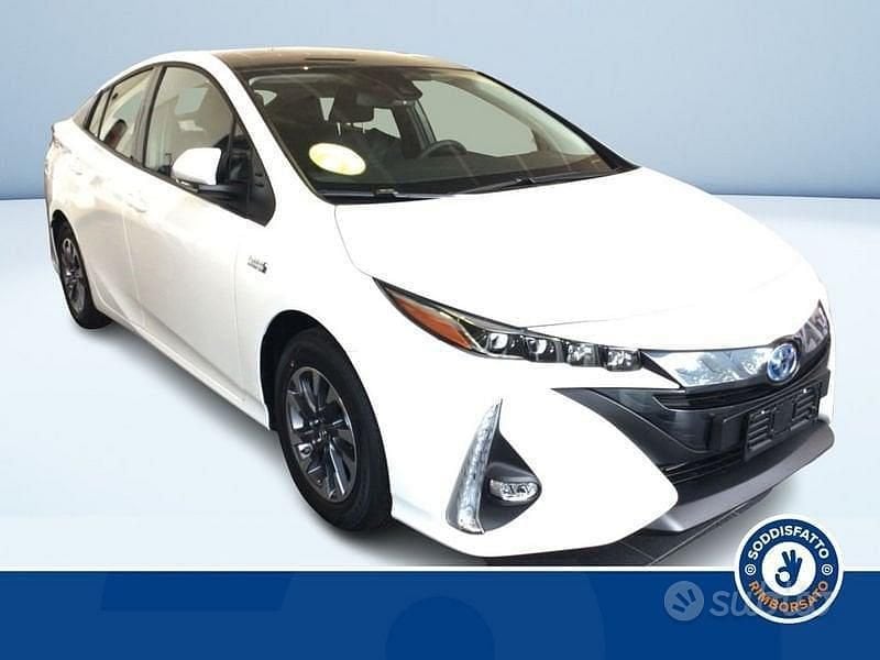 Bianco pastello Usata 2023 Toyota Prius Due volumi | 33.300 € - Immagine 1/3