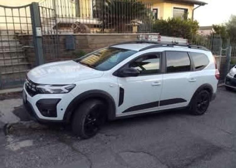 Usata Dacia Jogger Extreme 110 CV (80 kW) 2023 Bianco Monovolume