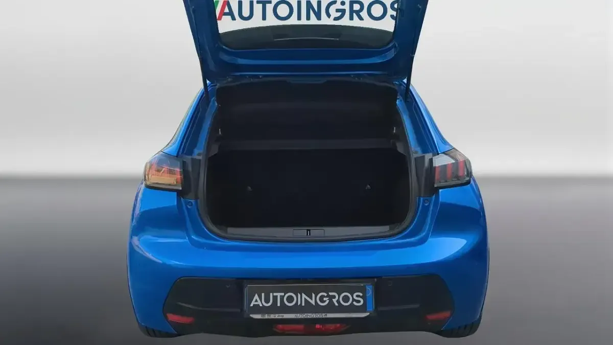 Usata Peugeot 208 GT-line 100 kW (136 CV) 2020 Blu Utilitaria