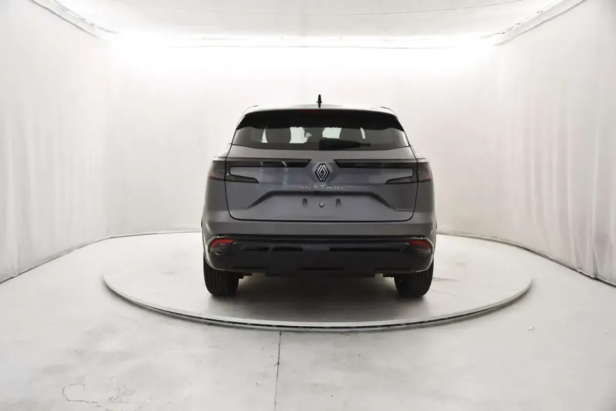 Ny Renault Austral Evolution 131 HK (96 kW) 2025 Grå SUV