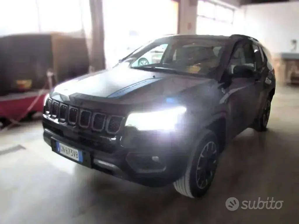 Usata Jeep Compass Trailhawk 241 CV (177 kW) 2023 Nero SUV