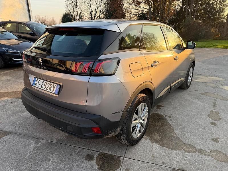 Usata Peugeot 3008 Active 130 CV (95 kW) 2022 Grigio Station wagon