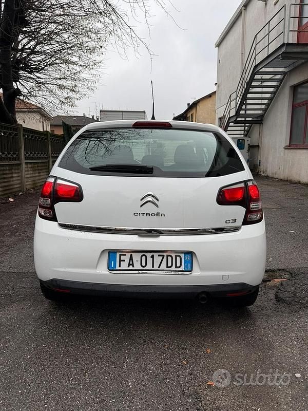 Usata Citroën C3 PureTech 82 CV (60 kW) 2015 Bianco Berlina