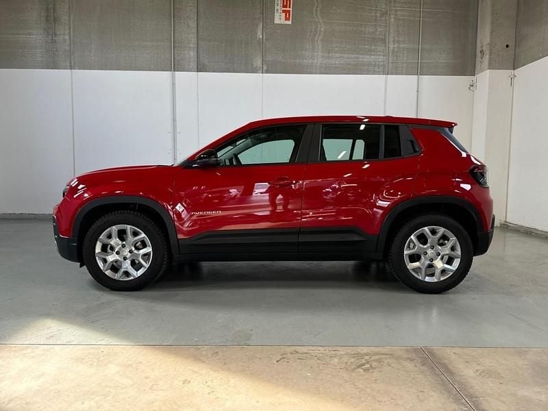 Usata Jeep Avenger Altitude 101 CV (74 kW) 2024 Rosso SUV