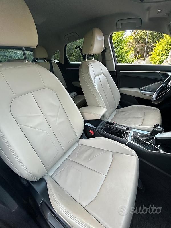 Usata Audi Q3 Sportback 140 CV (102 kW) 2020 Grigio SUV