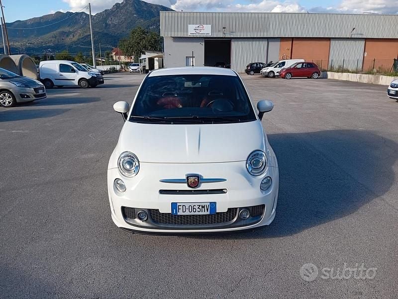 Usata Fiat 500 Abarth 160 CV (117 kW) 2016 Bianco Berlina