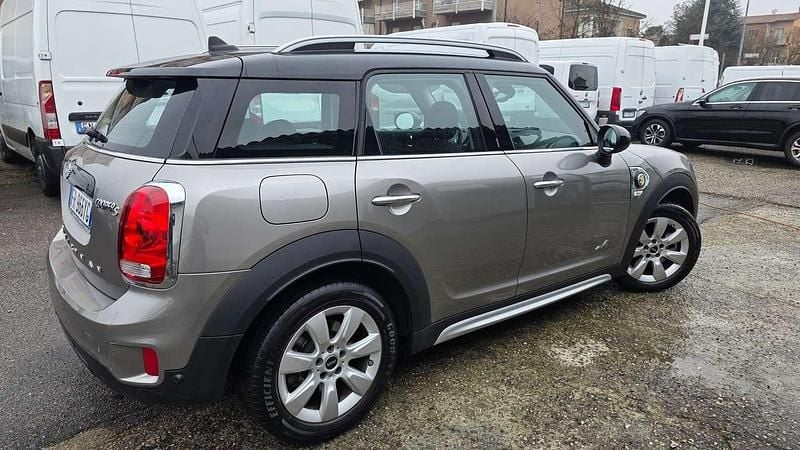 Begagnad Mini Cooper S Countryman 136 HK (100 kW) 2018 Grå SUV