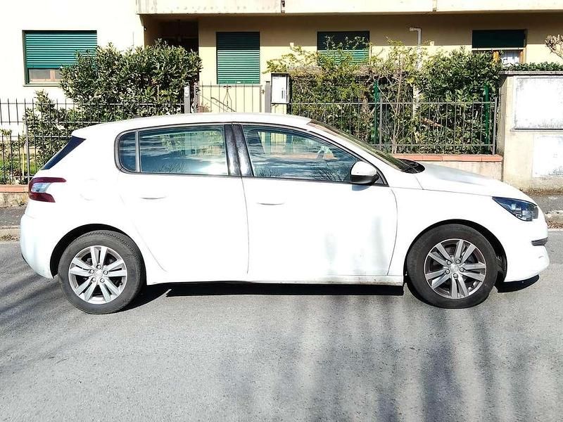 Usata Peugeot 308 Business-Line 120 CV (88 kW) 2017 Bianco Berlina