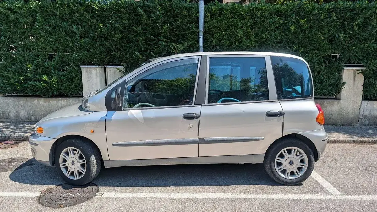 Usata Fiat Multipla 116 CV (85 kW) 2003 Monovolume